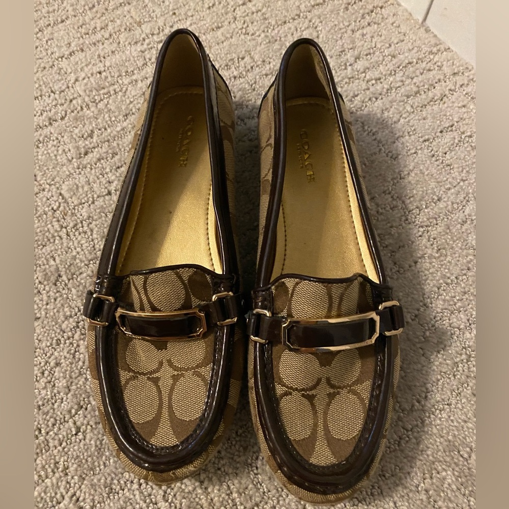 Women’s COACH size 7 shoes